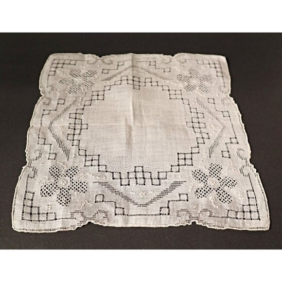 Handkerchief Hanky Hankie Vintage White With Open Work - Picture 3 of 3